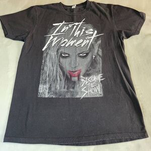 Pacific Vintage In This Moment Become The Show Graphic Tshirt Size Large